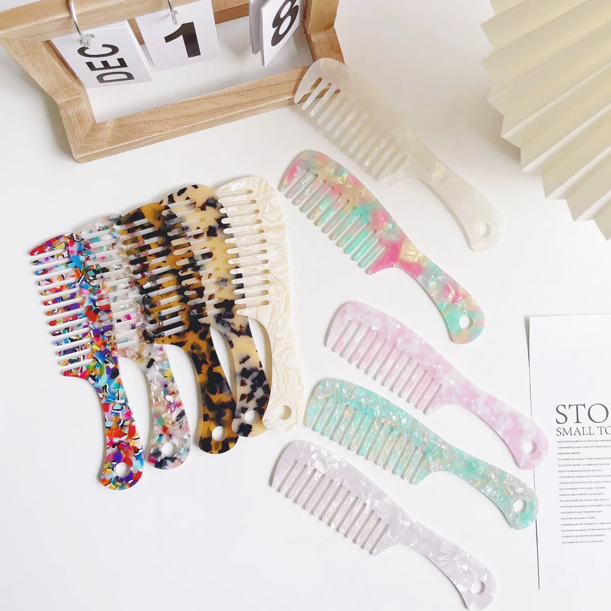 Lady Royal's Acetate Wide-Tooth Comb